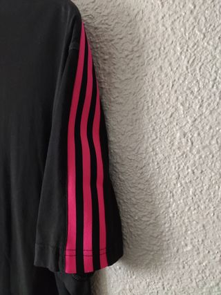 Camiseta Adidas Negra Rosa