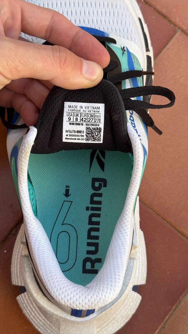 Reebok FloatZig1 42.