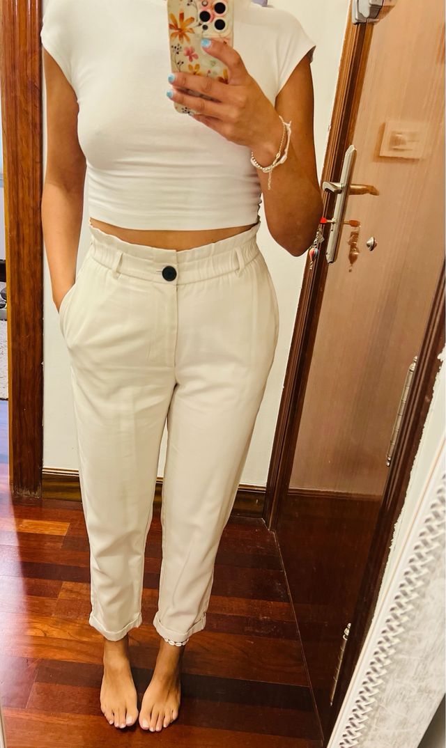 Pantalones rectos Zara beige
