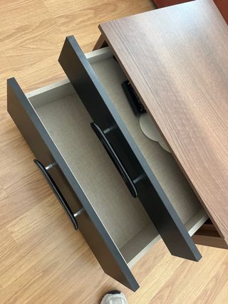 Mesita noche 2 cajones - marrón 57cm ancho 31 alto