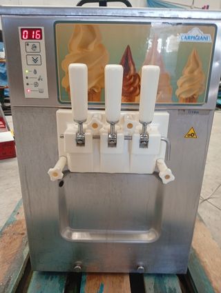 Máquina helados Carpigiani soft 3 sabores
