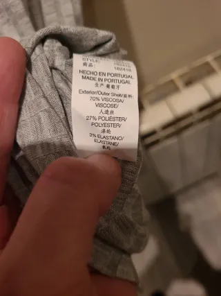 Vestido gris Amichi canalé sin mangas,escote pico