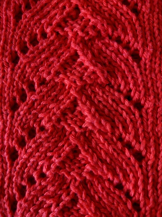 Top estivo rosso lavorato a maglia