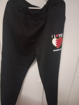 Chandal negra Bahrain