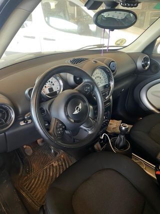 MINI Countryman 2012