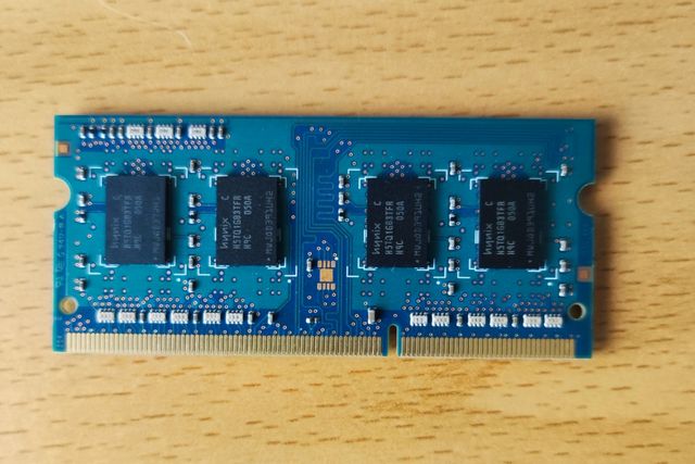 Memoria RAM Hynix 1GB PC3-10600S