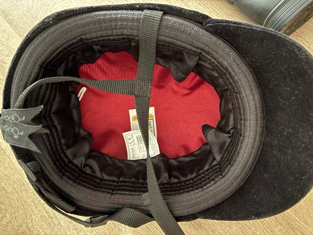 Casco y botas equitación niño o mujer