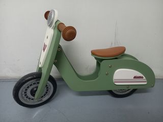 Moto de madera Woomax