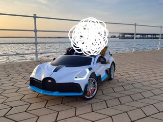 Coche eléctrico Bugatti divo niños con mando