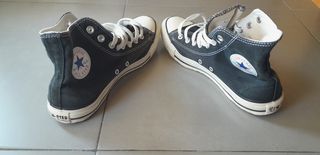 Converse Chuck Taylor negras