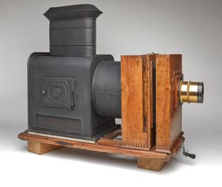 Antigua Ampliadora HÜTTTG