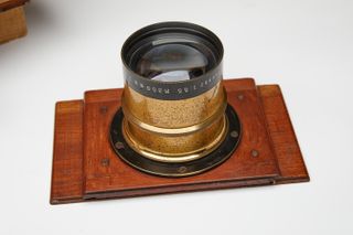 Antigua Ampliadora HÜTTTG