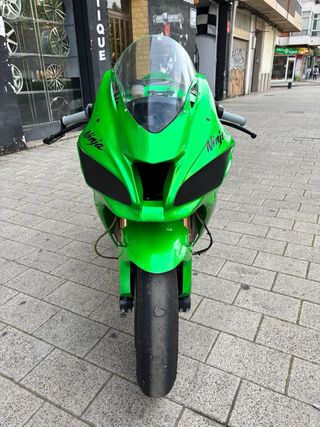 Kawasaki ZX10R circuito