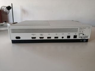 Xbox One S 1T  - Consola y 1 Mando