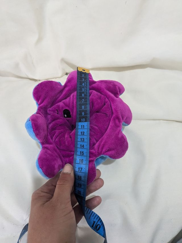 Simpático peluche de pulpo reversible