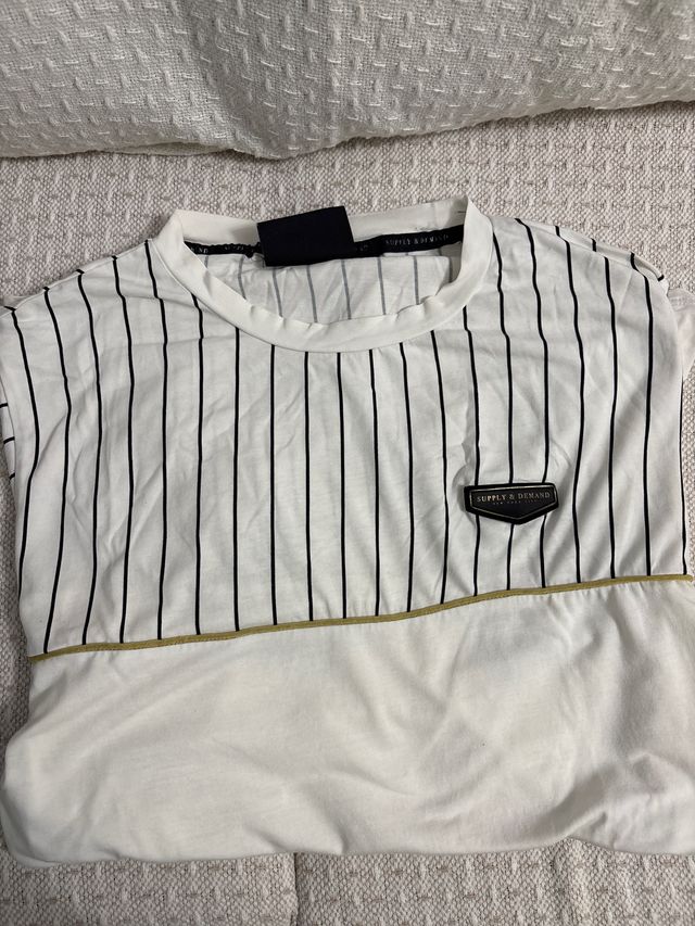 Camiseta Supply & Demand L