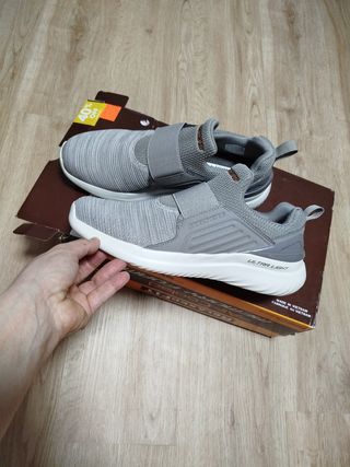 Zapatillas Skechers grises talla 42