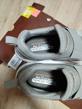 Zapatillas Skechers grises talla 42