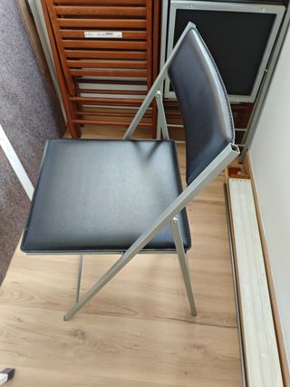 2 Sillas plegable moderna negra