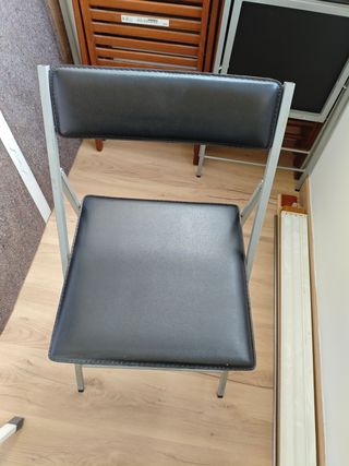 2 Sillas plegable moderna negra