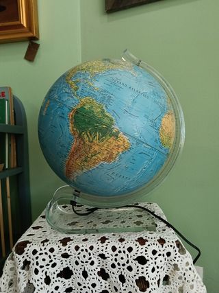 Globo terráqueo vintage lámpara