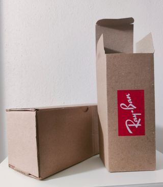 Scatola contro scatola box Ray-Ban originale