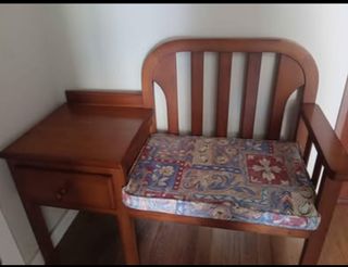 Banco teléfono madera antiguo