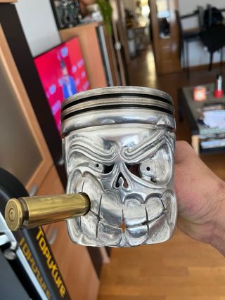 Cenicero Calavera Pistón