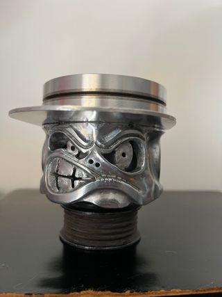 Cenicero Calavera Pistón