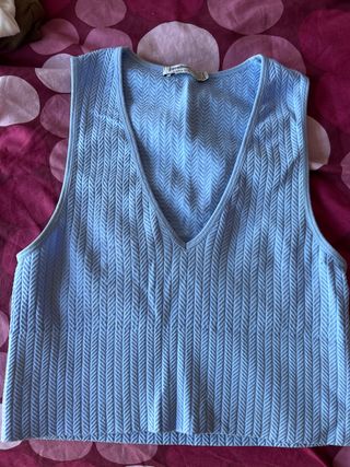 Top stradivarius azul talla S