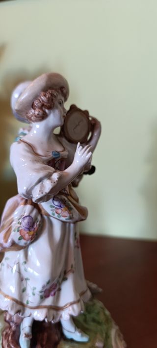 Pareja romántica porcelana SELLADA