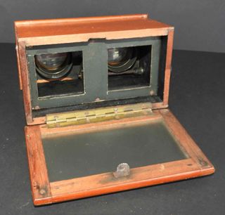 1566- Visor estereoscópico - c1900