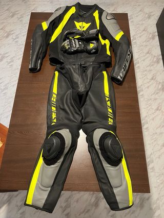 Mono moto Dainese   Talla 50