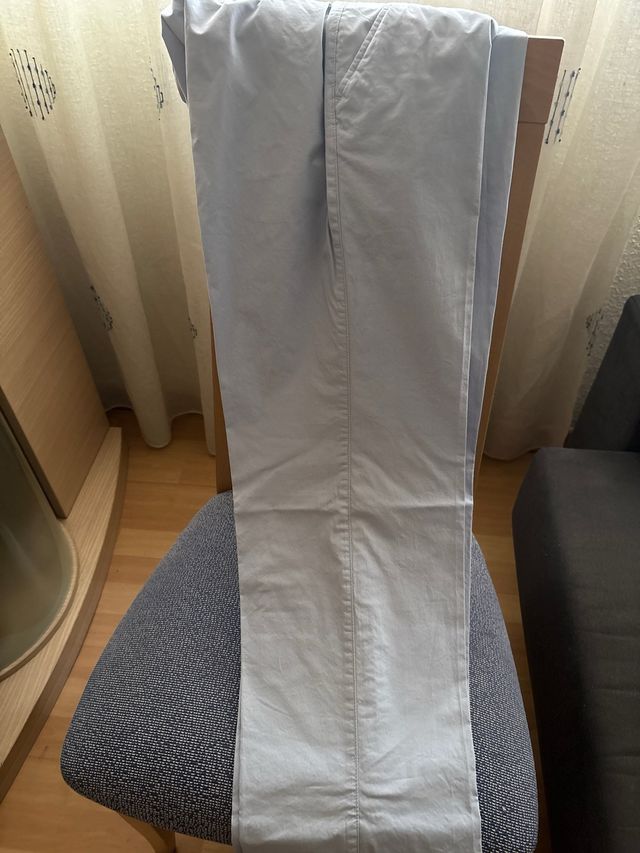 Pantalón Emidio Tucci azul,talla 42