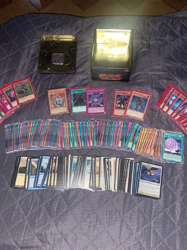 Carte Yu-Gi-Oh! e Magic: Rara!