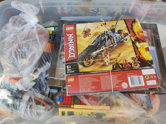 Gran lote de LEGO variado