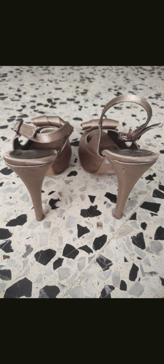 Tacones dorados de salón 11cm -talla 37