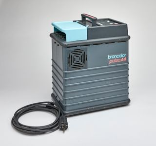 Broncolor Pulso A4 + 2 antorchas
