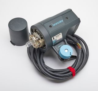 Broncolor Pulso A4 + 2 antorchas
