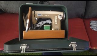 Maquina de coser SIGMA