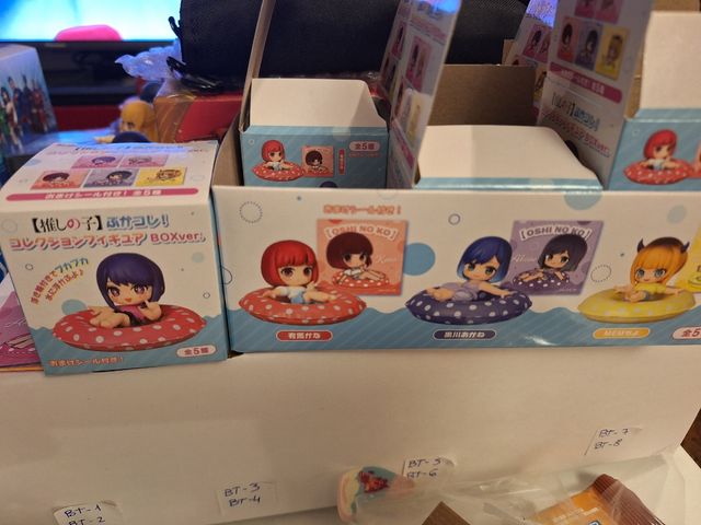 Oshi no Ko figuras gashapon