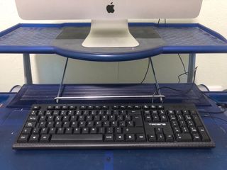 Apple iMac 21.5" Windows 10 pro + Ms office 2013