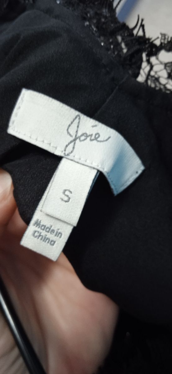 Vestido negro encaje