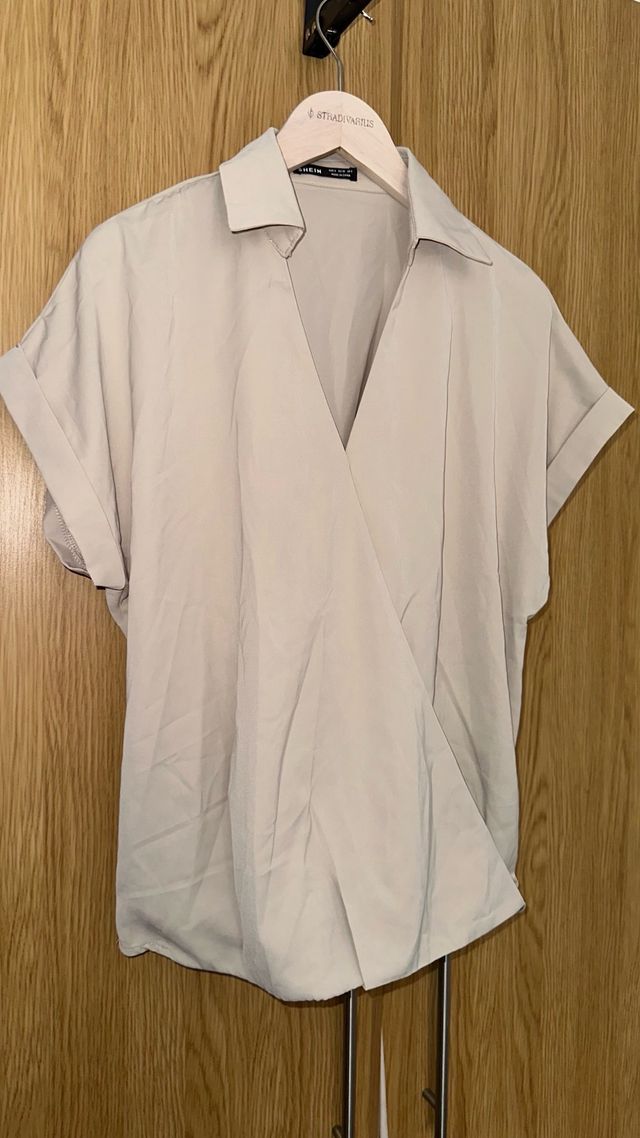 Blusa beige SHEIN talla S