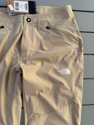 Pantalón trekking mujer The North Face beige