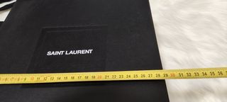 Caja y bolsa Saint Laurent 