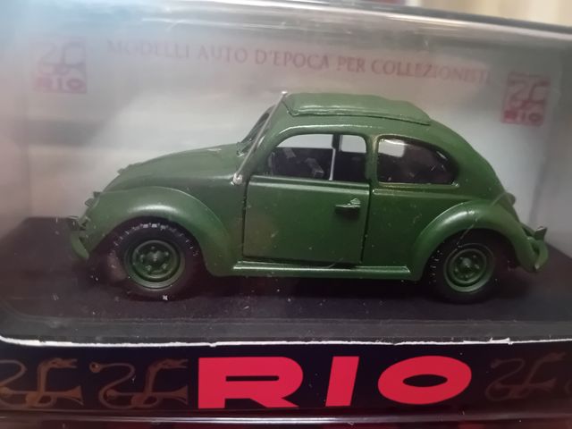 Auto in miniatura RIO in scala 1:43