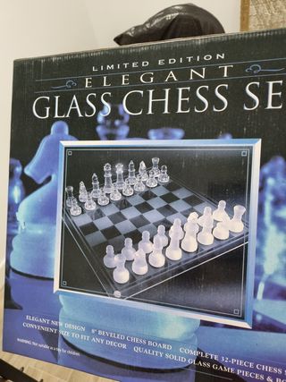 Ajedrez de cristal elegante