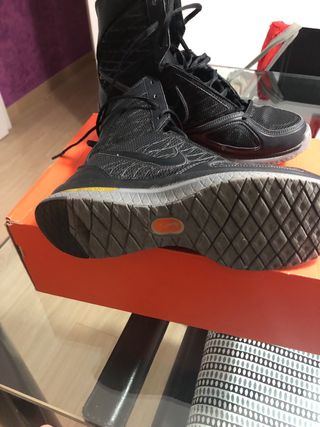 Zapatillas Nike altas negras