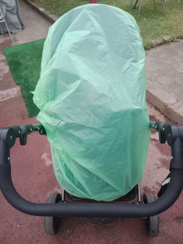 Cochecito bebé ligero con cuco 